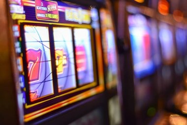 Diamond Empire live dealer studio with multi-camera setup on madura88 login