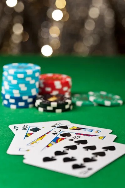 Live blackjack dealer streaming on mobile device